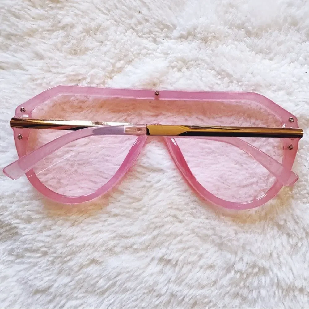 Stylens bold futuristic